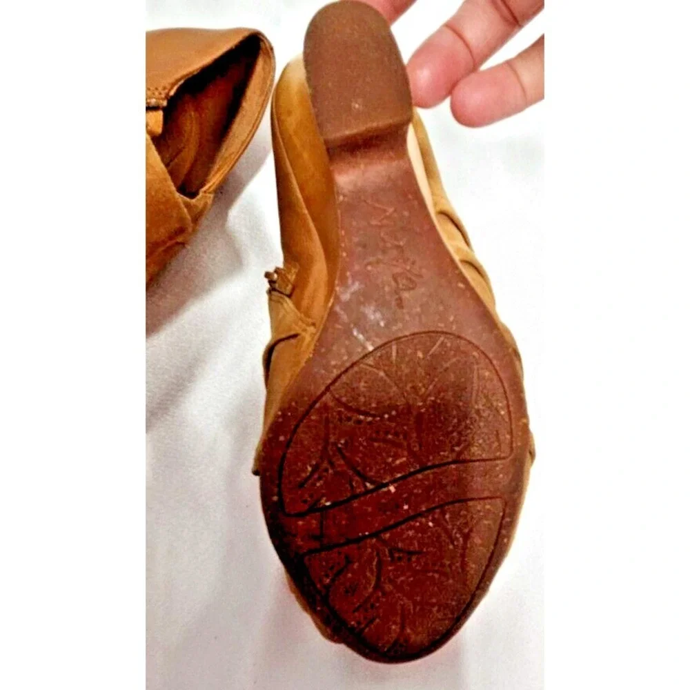 Naya GENESIS Suede Leather Peep Toe‎ Bootie Zip Up Bamboo Heels Size 9W